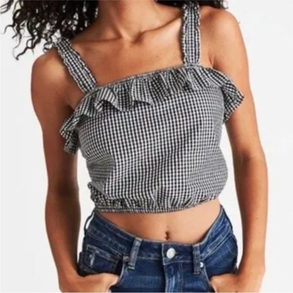 American Eagle Outfitters gingham ruffle bubble hem crop top size large